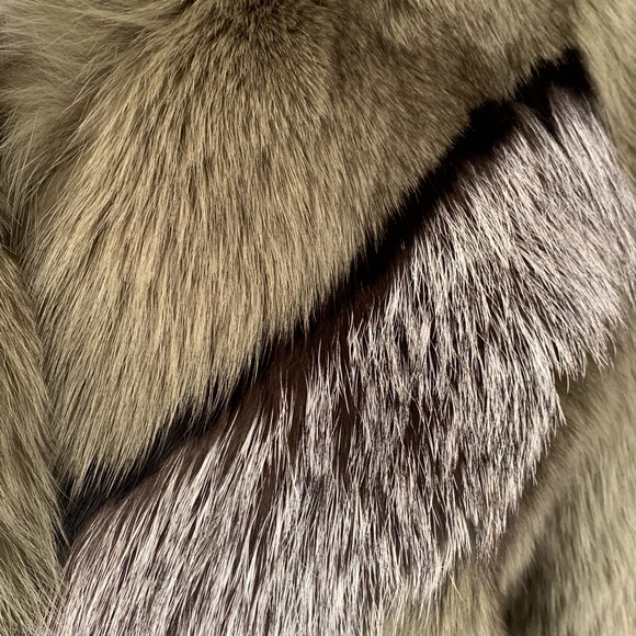 Gorgeous Fox Fur color block coat S fits like M - Picture 4 of 7